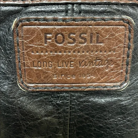 Fossil |Heritage |"Long Live Vintage"|Two-Tone | Leather |Crossbody/Shoulder Bag - Picture 8 of 16
